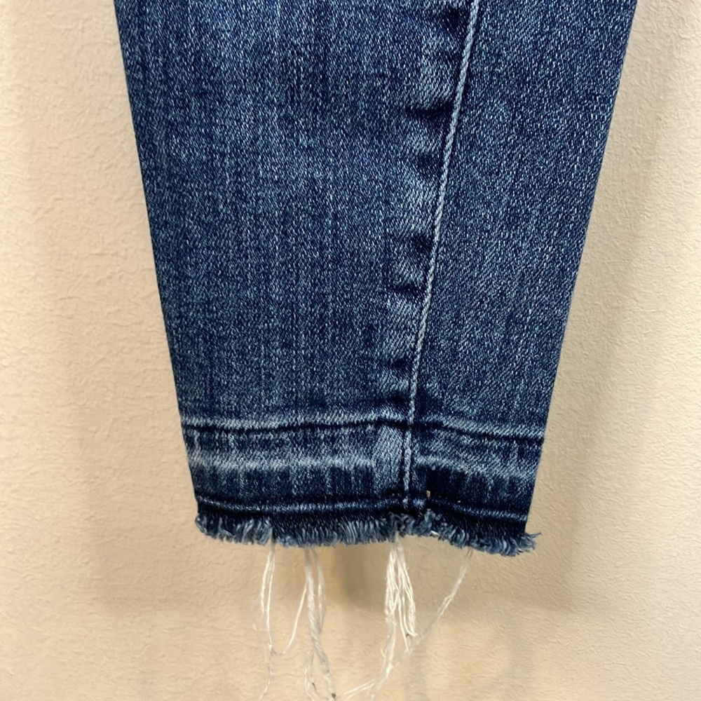 Ayr The Riser - image 3